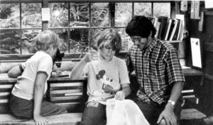 Rob Grabill helping Rob Wheatcroft make a butterfly net. (1973/4) Dr. Wheatcroft is currently Rohm Professor of Oceanographic Education at Oregon State University